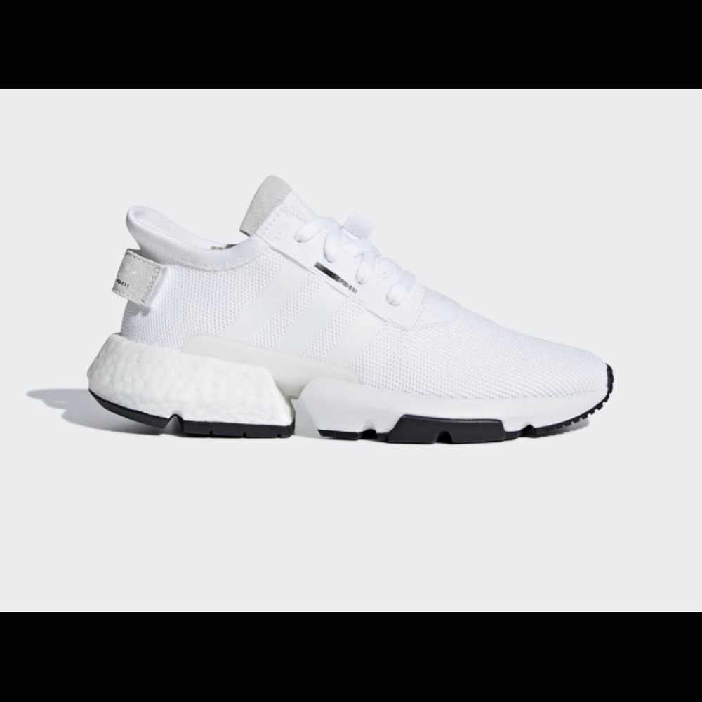 Women’s Adidas Tennis Shoes